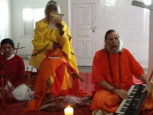 Maa and Swamiji chanting Chandi in Durga Mandir 2