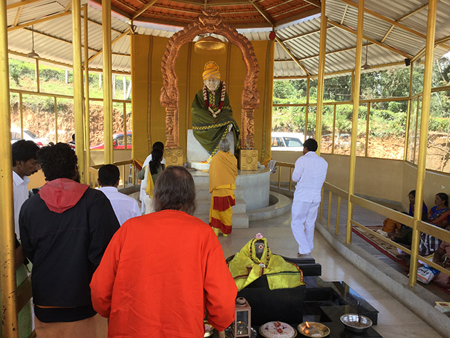 shree-maa-with-shirdi-in-nilgiri-hills