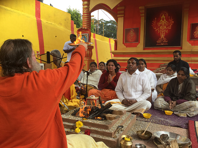 swamiji-first-homa-lakshmi