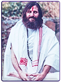 swamiji-meditating-sb-book-1-200x267