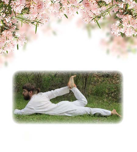 yoga-11-ardha-dhanurasana